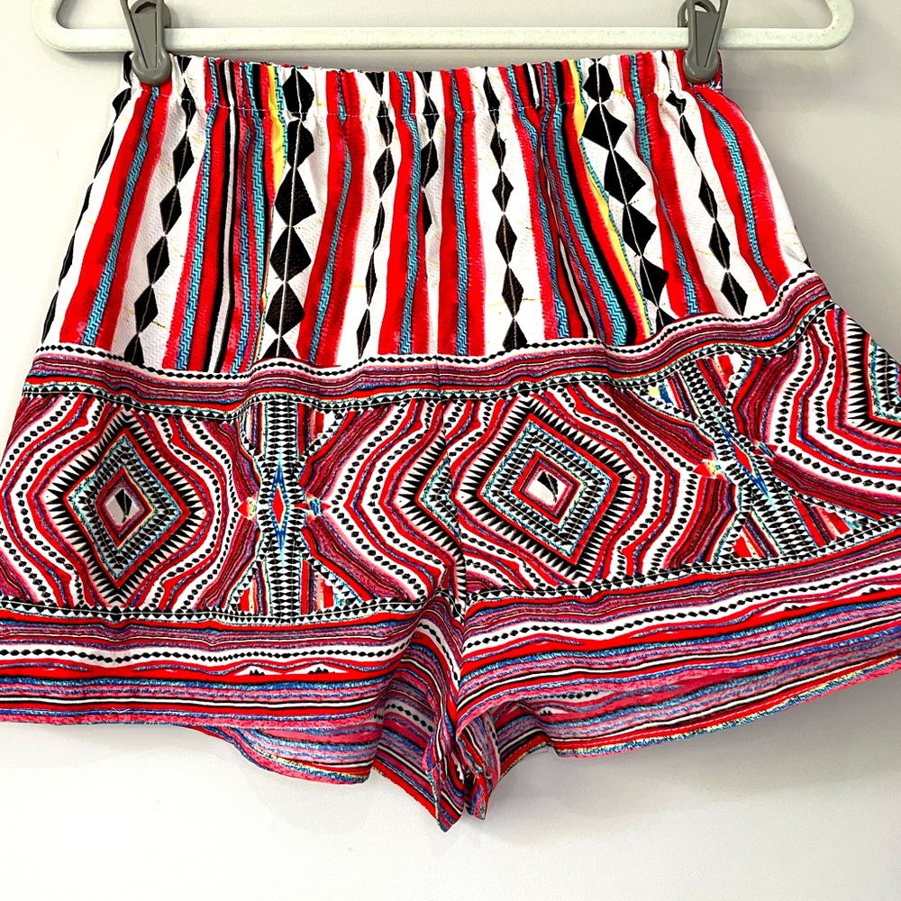 Peppermint multi color high waisted pull on shorts
